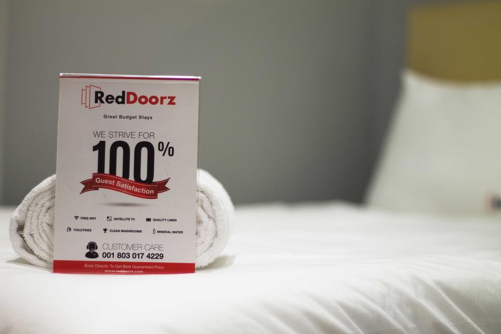 Reddoorz Apartment @ Pegangsaan Kelapa Gading جاكرتا المظهر الخارجي الصورة