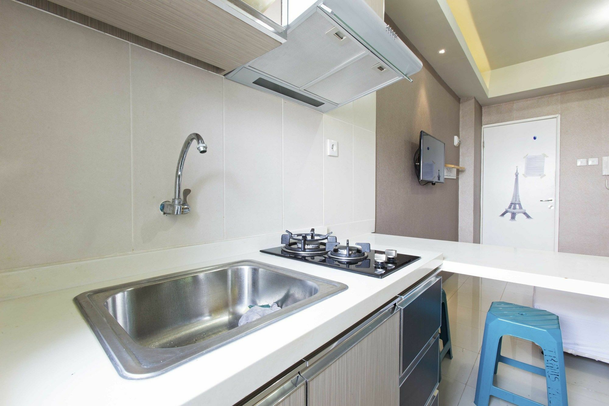 Reddoorz Apartment @ Pegangsaan Kelapa Gading جاكرتا المظهر الخارجي الصورة